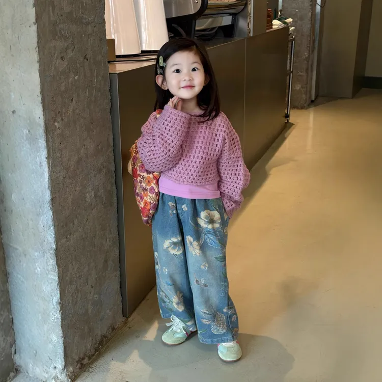 小思家女童2025秋装新款时髦洋气潮酷百搭镂空毛衣印花牛仔裤套装