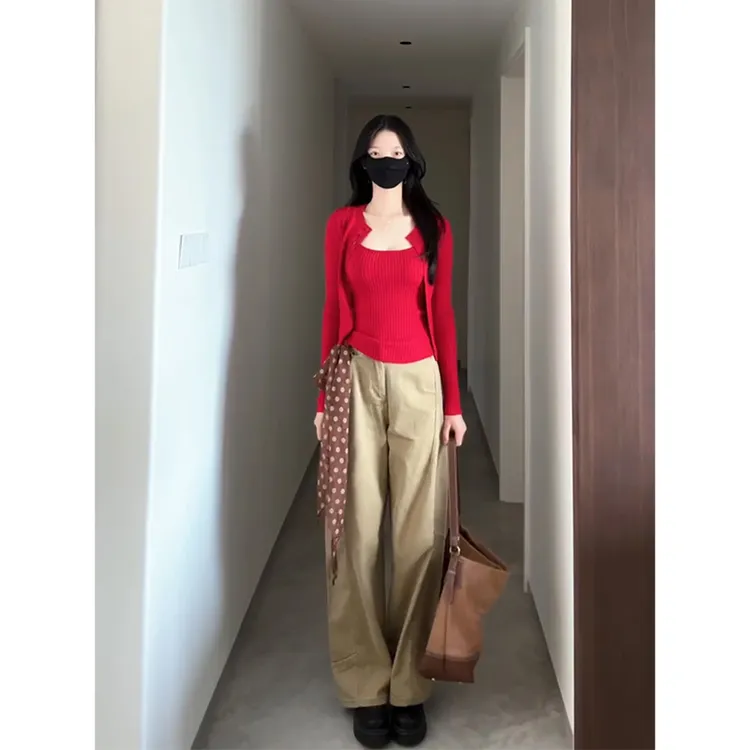 MARIE.COCO红色吊带针织开衫外套女秋季新款修身显瘦短款小上衣