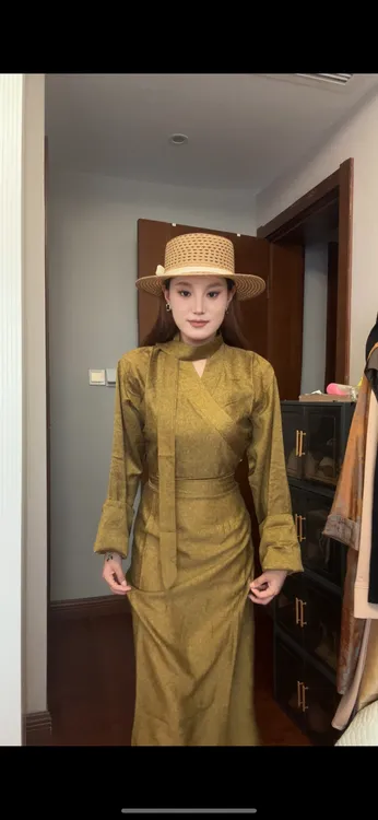 秋季新款V领衬衫与半身长裙复古花朵系带收腰套装