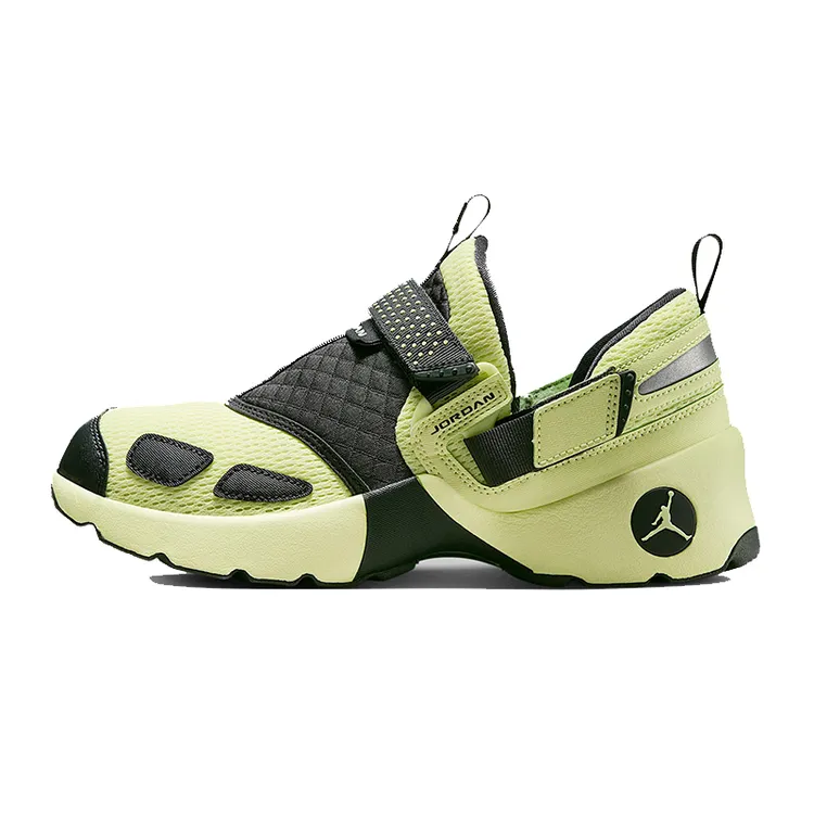 NIKE女款ORDAN TRUNNER LX运动休闲鞋 HQ2164-302