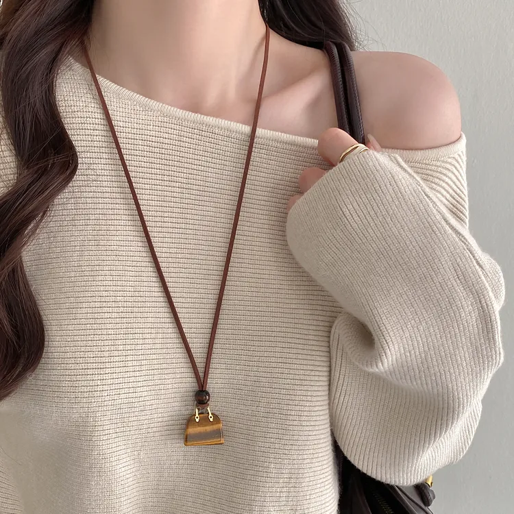 非金属布艺项链 美拉德棕色长款包包项链女秋冬复古高级感毛衣链 
