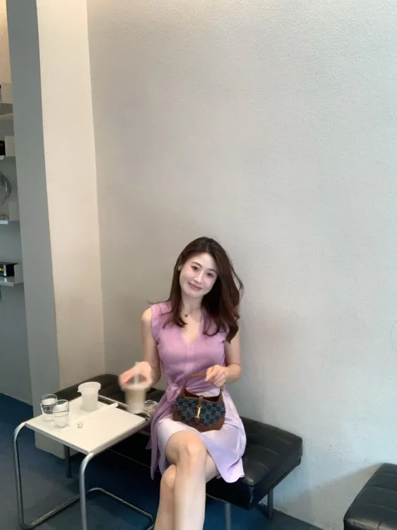 富家千金气质衣服2025夏季修身气质上衣百搭显瘦洋气裙子时尚套装