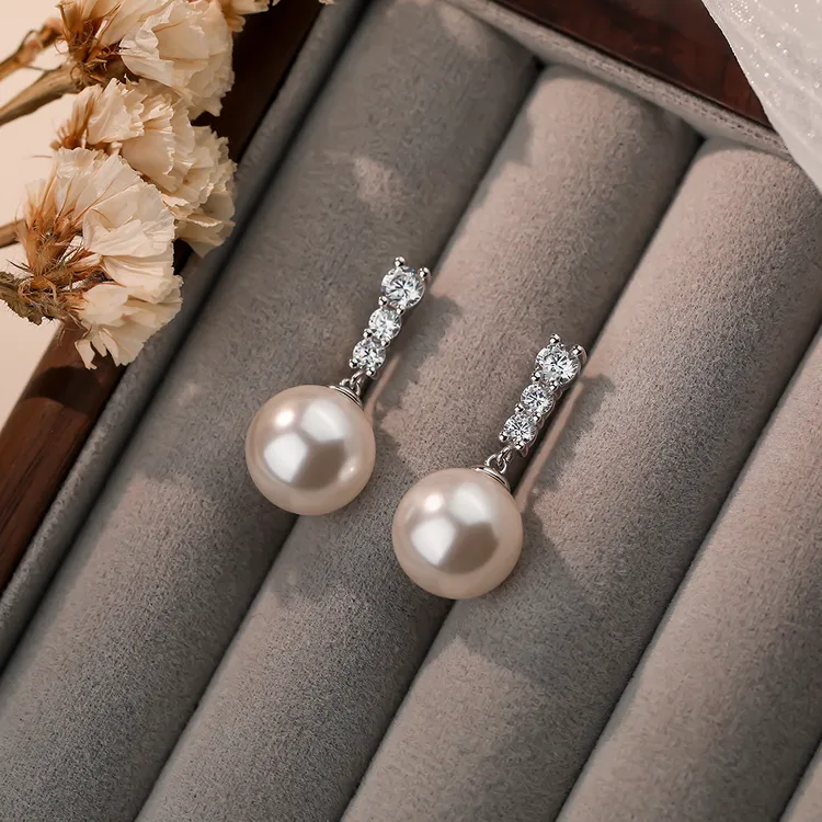 足银耳饰 999足银百搭一字闪锆耳钉女轻奢耳饰女高级感澳白色珠