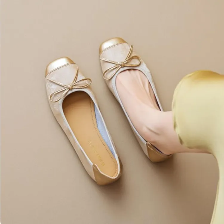 玛丽珍鞋女银色浅口百搭平底秋新款2025法式奶奶鞋蝴蝶结单鞋软底