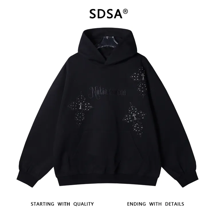 SDSA秋冬新款痞帅男装潮牌刺绣字母连帽卫衣十字金属装饰百搭上衣