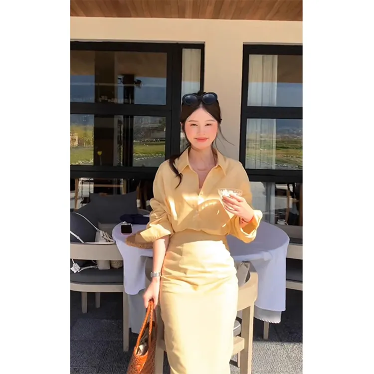 休闲气质时尚套装女2025春季新款宽松翻领衬衫半身裙两件套高级感