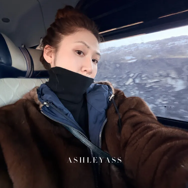 【ASHLEYASS】“防风壳双面穿水貂外套”紫金短二皮草外套LSE251738S