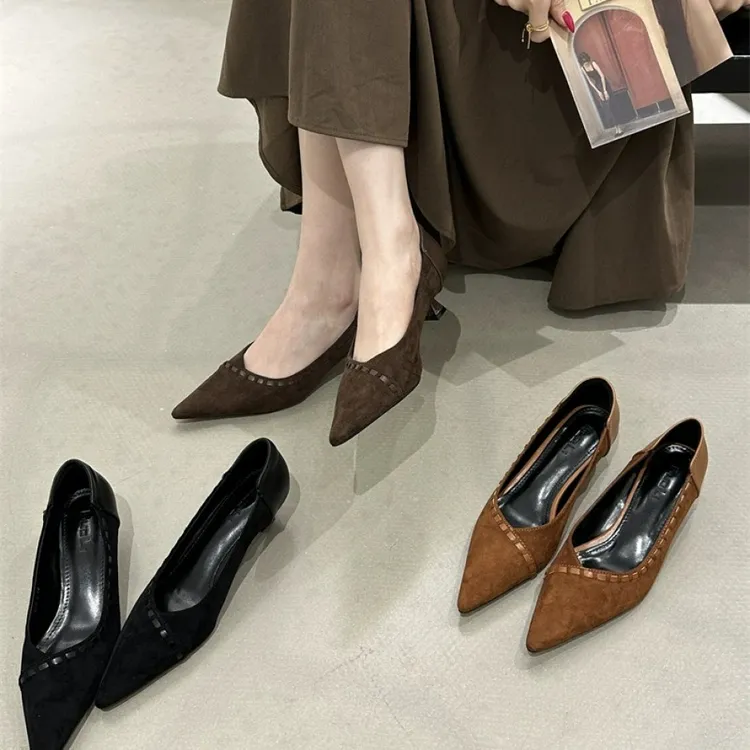 2025秋冬新款古着美复古绒面尖头浅口猫跟单鞋女通勤细跟高跟鞋