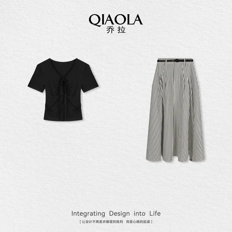 QIAOLA/乔拉【自由航线】夏季新款V领上衣高腰半裙时尚套装预售