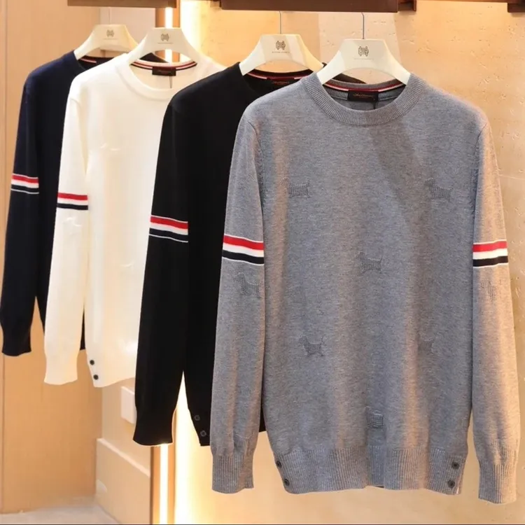 男女同款轻奢百搭休闲针织圆领毛衣条纹设计羊毛混纺套头针织衫