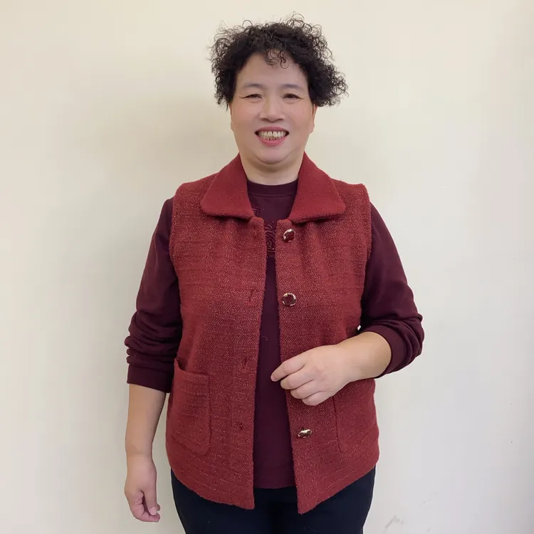 秋冬季马甲中老年洋气妈妈装休闲风单排扣时尚风中老年女装2009