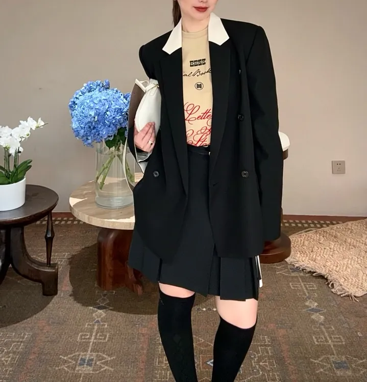 EENK黑色拼白领西装 WENDYZ