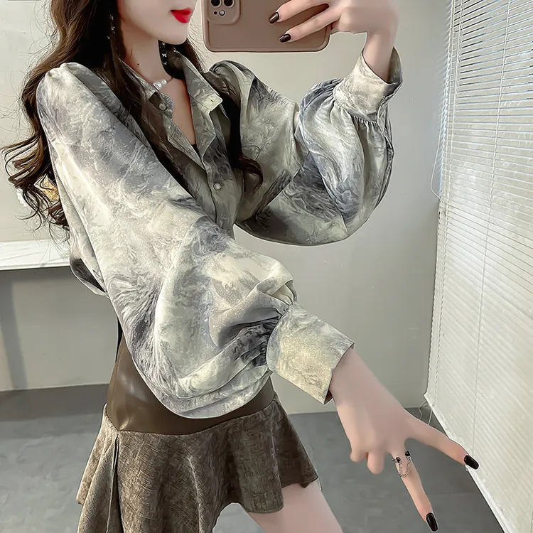 水墨印花新中式上衣女显瘦气质翻领雪纺衬衫时尚别致灯笼袖衬衣春