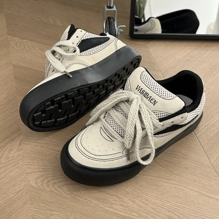 原创设计拼色面包男款鞋子2025新款痞帅小众男鞋百搭休闲开车板鞋