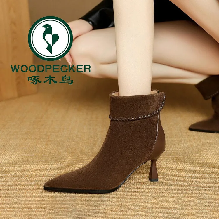 啄木鸟2025冬新款尖头细跟短靴女高跟鞋绒面时装靴显瘦软皮马丁靴