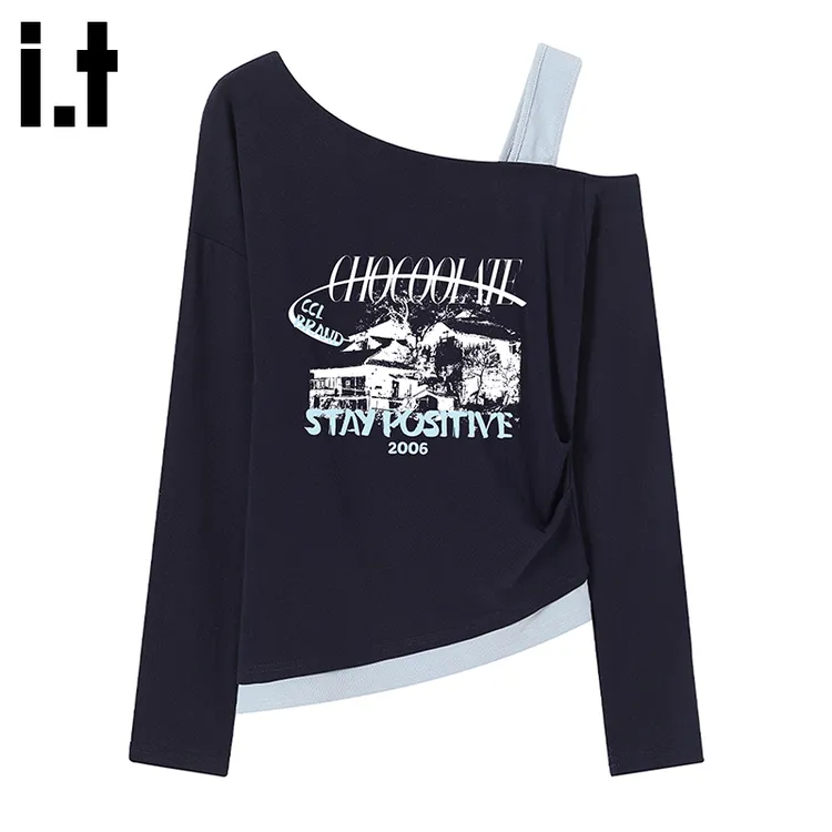 i.t:CHOCOOLATE纯欲风露肩收腰短款长袖T恤女2025秋冬褶皱打底衫