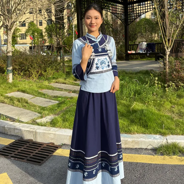 少数民族布依族壮族长袖上衣女款夏秋复古风舞台休闲装