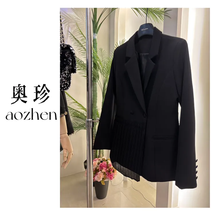 高级感轻奢气质个性拼接西服外套 设计感收腰显瘦黑色西装