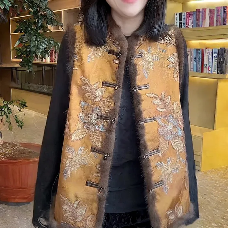 2025秋冬新中式马夹高级感复古重工刺绣毛毛拼接提花夹棉显瘦马甲