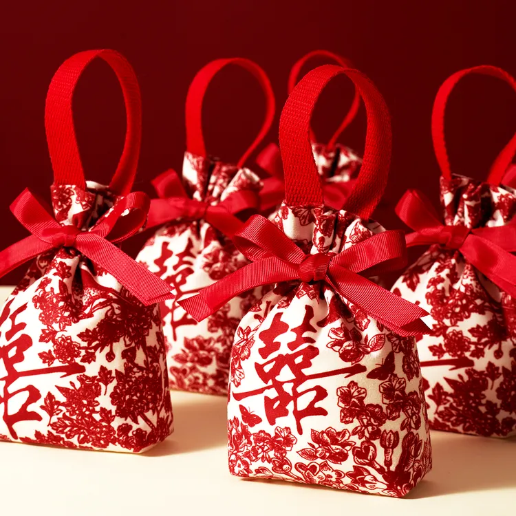 喜糖袋婚礼礼盒空盒布袋子包装袋2025新款结婚糖盒伴手礼订婚专用