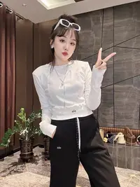 26227百搭洋气字母O新款压线纯色净版修身减龄T恤