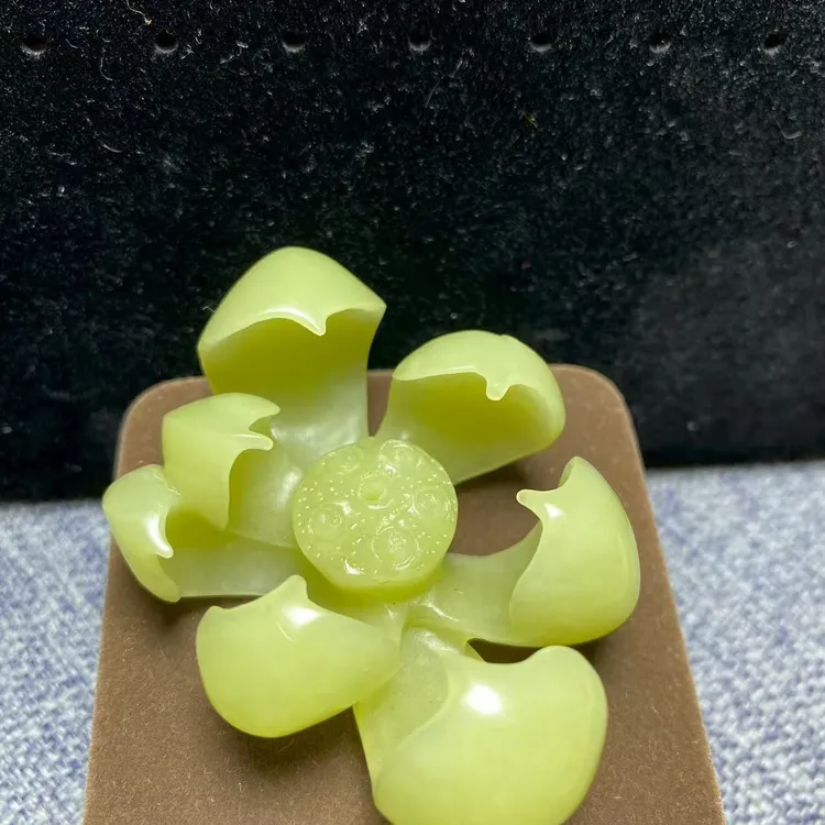 和田玉 精美九品莲花小摆香插两用款