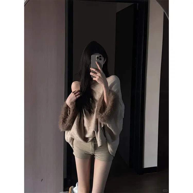 2025韩系设计感御姐风修身显瘦露肩上衣休闲百搭时尚高腰短裤套装