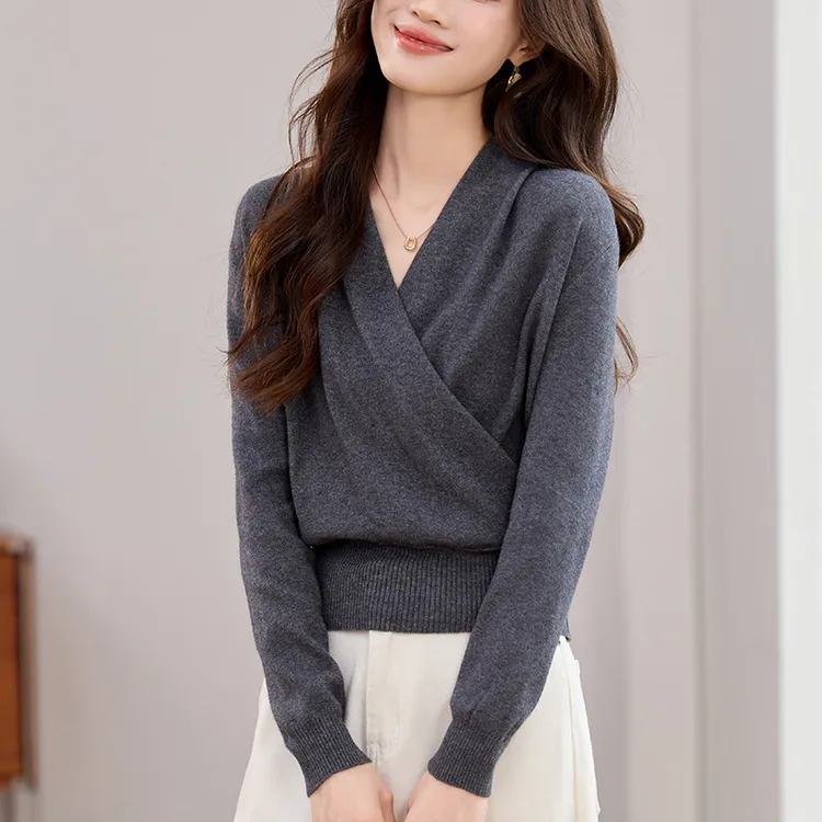 交叉v领针织衫特别漂亮的掐腰上衣2025新款气质轻奢高级感打底衫
