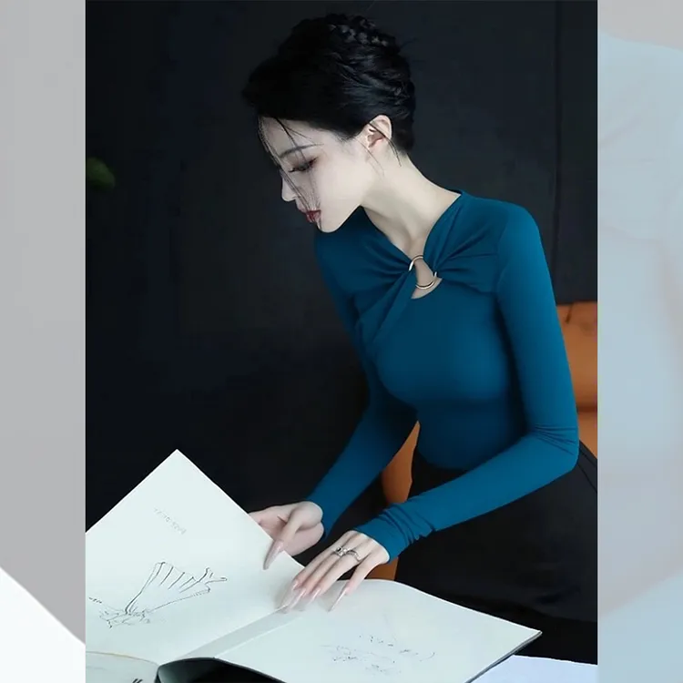 独特别致打底衫女装秋冬内搭漂亮小衫孔雀蓝长袖t恤设计小众上衣