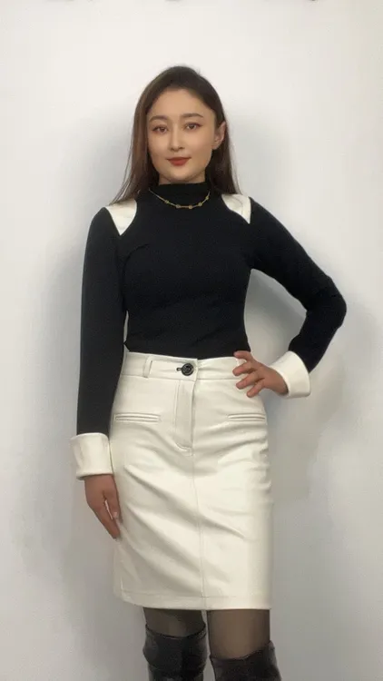 2025新款秋冬百搭短皮裙时尚套装