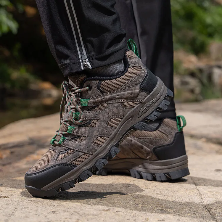 2025秋季新款透气防滑轻便减震男士户外运动徒步登山鞋工装休闲鞋