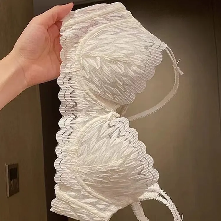 超薄内衣女软钢圈薄款大胸显小收副乳防下垂法式蕾丝兔耳文胸套装