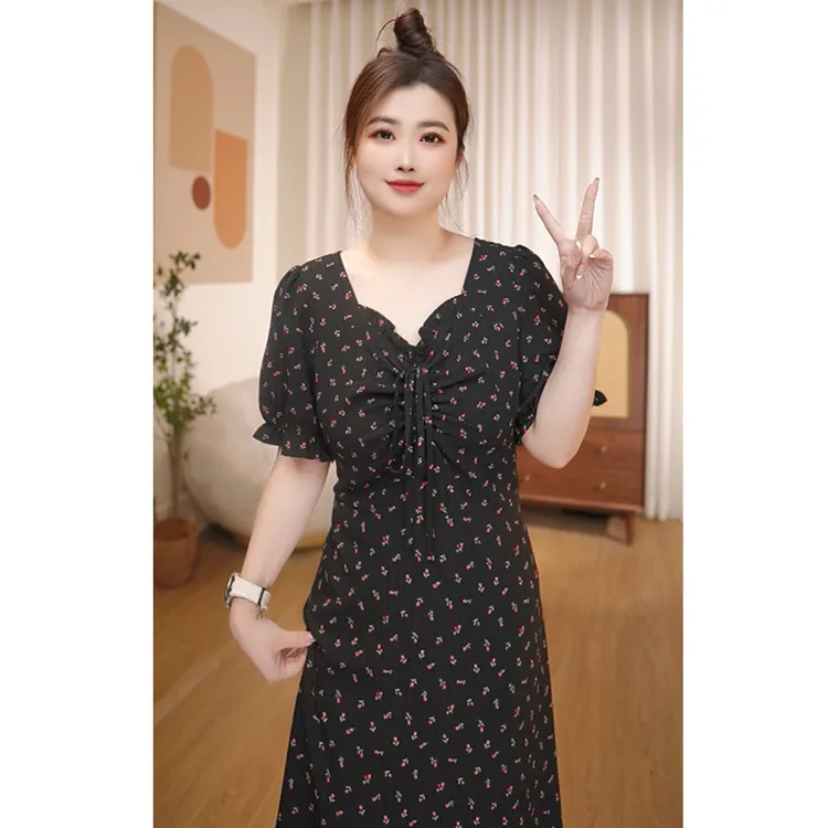 《哆啦》夏季大码女装胖妹妹微胖穿搭显瘦V领雪纺碎花连衣裙 525105