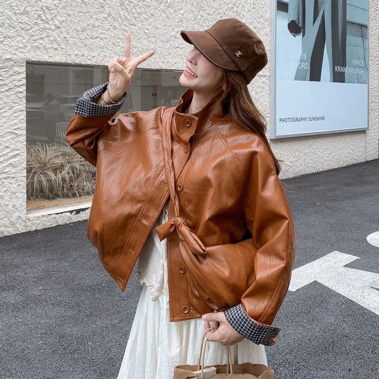 甜酷风咖色皮衣外套女2025秋季新款巨好看减龄皮夹克包包两件套
