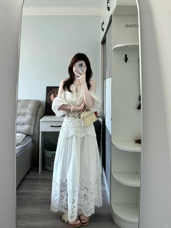夏季韩系慵懒风露肩衬衫女2025年新款高级感民族复古半身裙两件套