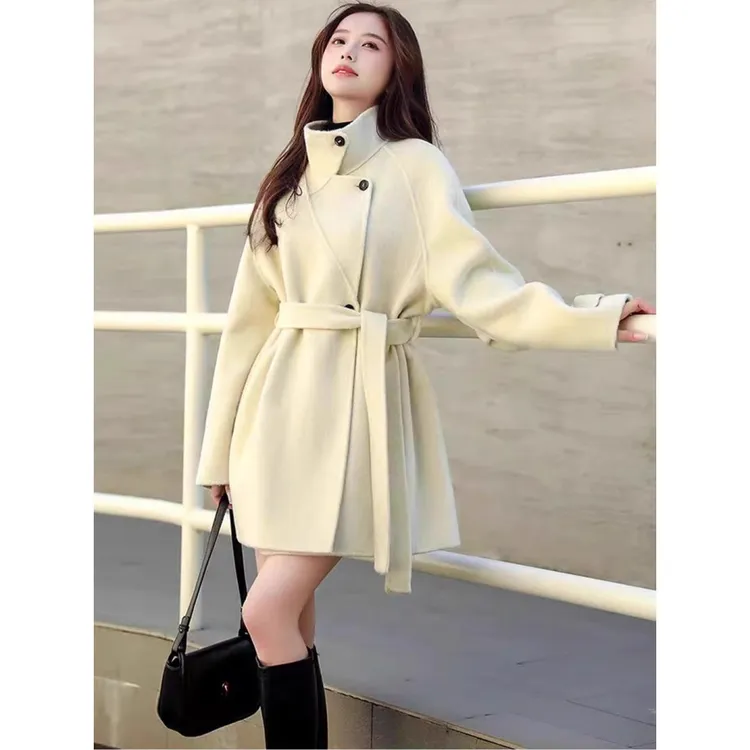 拉夏贝尔立领显瘦风衣女2025秋冬季新款宽松小个子高级感系带外套