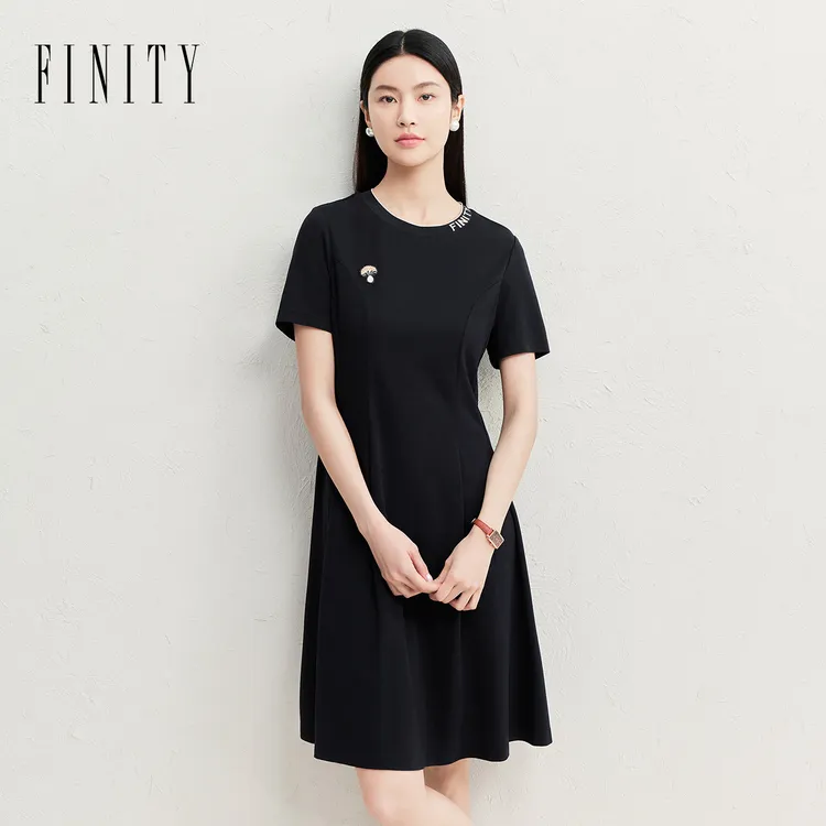 【粉丝专享】FINITY 新款连衣裙显瘦气质针织时尚 F21Y3D07L3