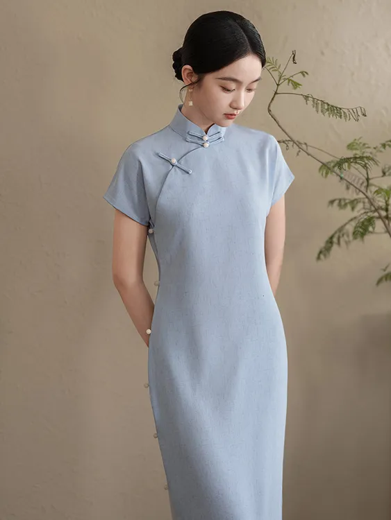 吴《念安》衣长130夏季新款小清新显白蓝色少女温柔单层全开襟旗袍