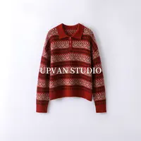 UPVAN秋冬氛围感！提花条纹 Polo 领针织衫