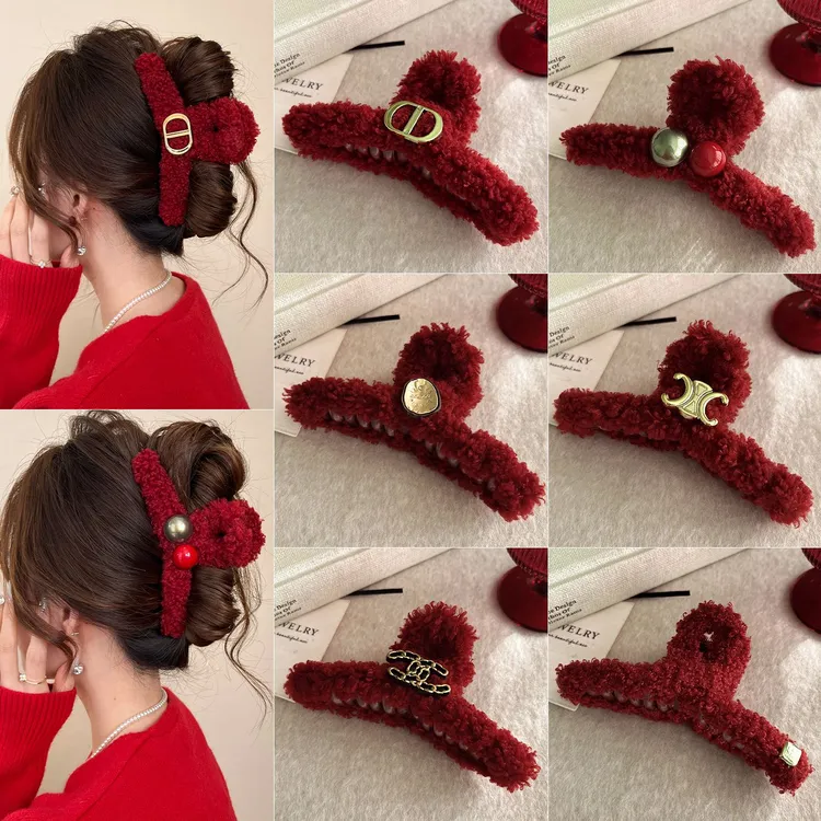 高级感红色毛绒抓夹女后脑勺发夹2025年新款高端复古鲨鱼夹子头饰