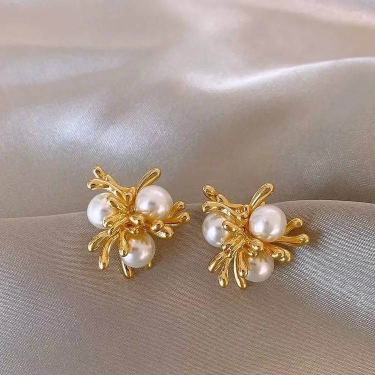 法式复古烟花仿珍珠耳钉女新款爆款高级感耳环轻奢气质耳饰1818