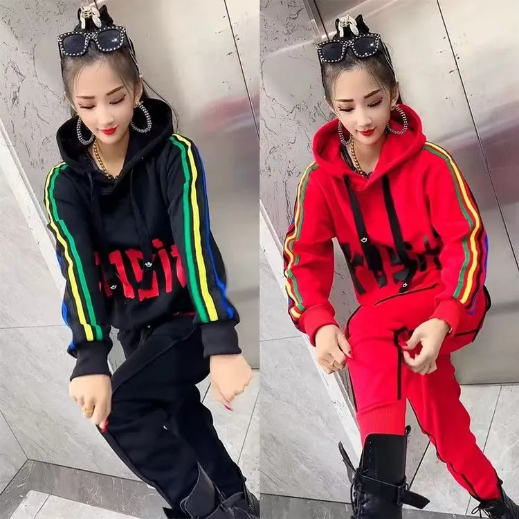 个性时尚休闲套装2025秋冬新款洋气连帽宽松显瘦长袖拼接卫衣卫裤
