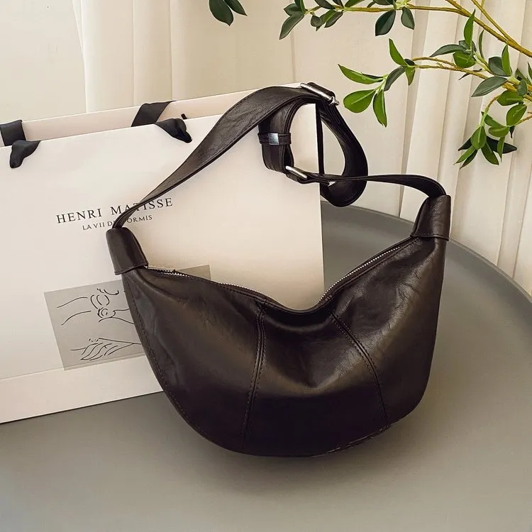 表姐优选 CH新款韩系大容量通勤牛角包百搭时尚简约托特包月牙包