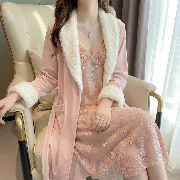 轻奢羊羔绒双层吊带睡裙女秋冬款粉色蕾丝花边甜美家居服两件套装