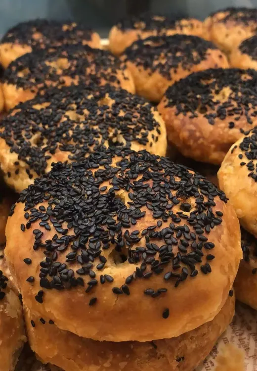 刘玉华特色黑芝麻椒盐味月饼【一斤四枚】