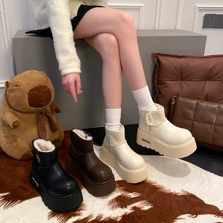 贾不假厚底白色雪地靴女款2025新款冬季加绒保暖大头棉靴洋气百搭