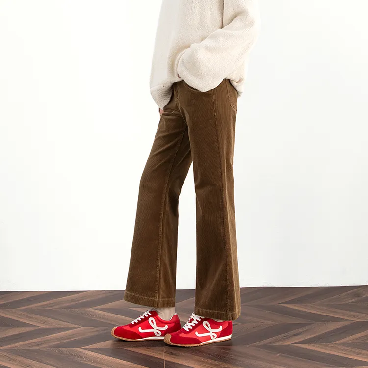 灯芯绒裤子微喇裤女2025新款冬季休闲裤条绒女裤小个子显瘦喇叭裤