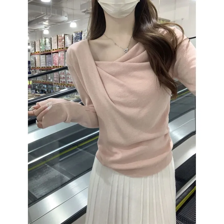 秋冬季2025新款设计荡领法式褶斜领显长袖T恤气质时尚韩系打底衫