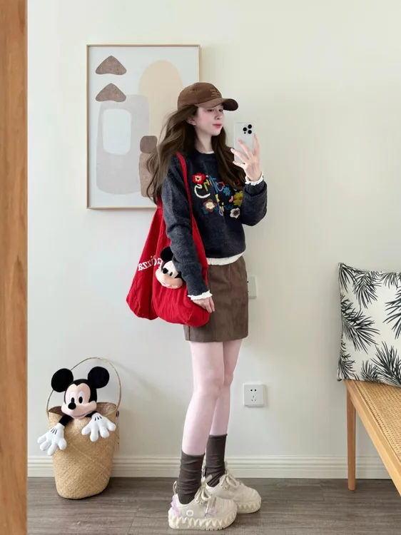 2025年冬季新款韩系胜利花针织衫深灰刺绣毛衣复古时尚半身裙套装