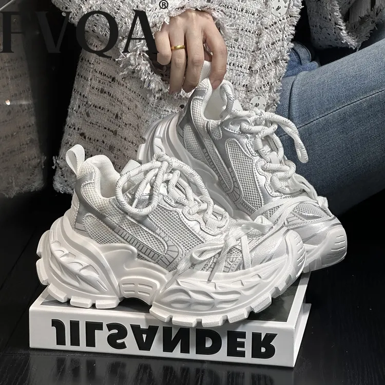 FVQA绑带厚底老爹鞋女2025新款百搭网面透气小个子增高休闲运动鞋